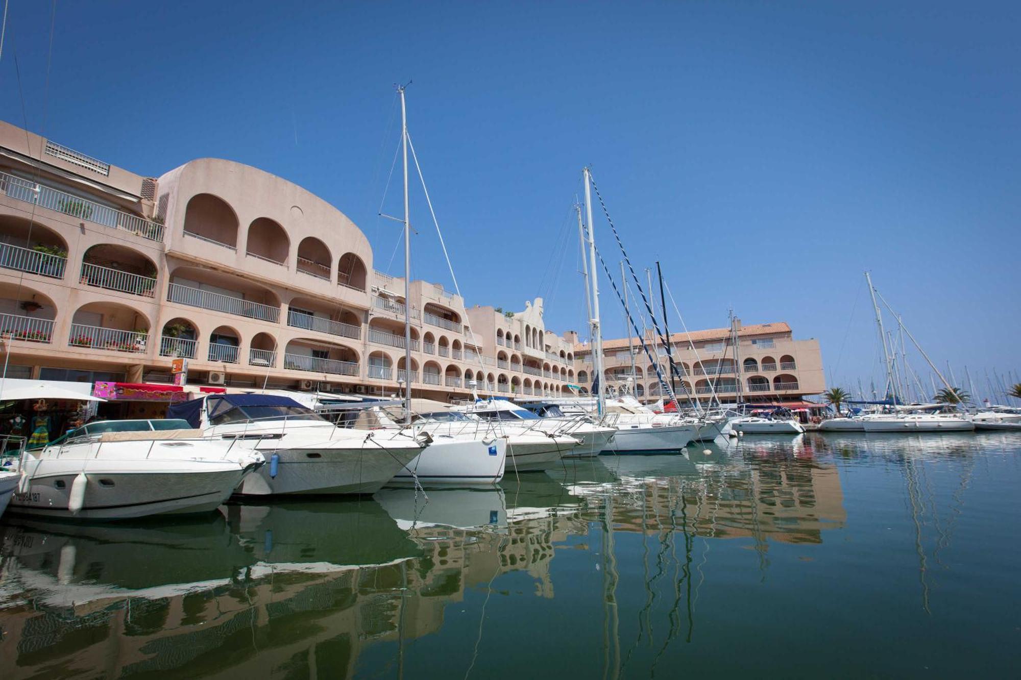 Апартаменти Port De Hyeres L'Etoile Marine Екстер'єр фото